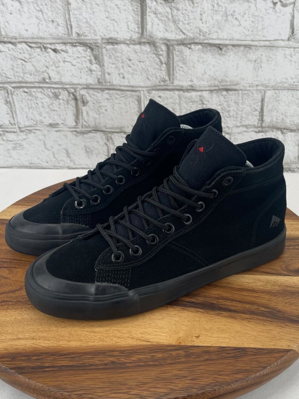 Emerica Indicator High Widow Mens Sz. 8 Triple Black Suede Skateboarding Shoes